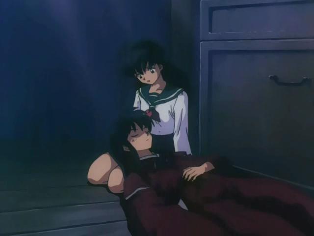 Otaku Gallery  / Anime e Manga / Inu-Yasha / Screen Shots / Episodi / 013 - L`enigma della luna nuova! Inuyasha dai capelli neri! / 191.jpg